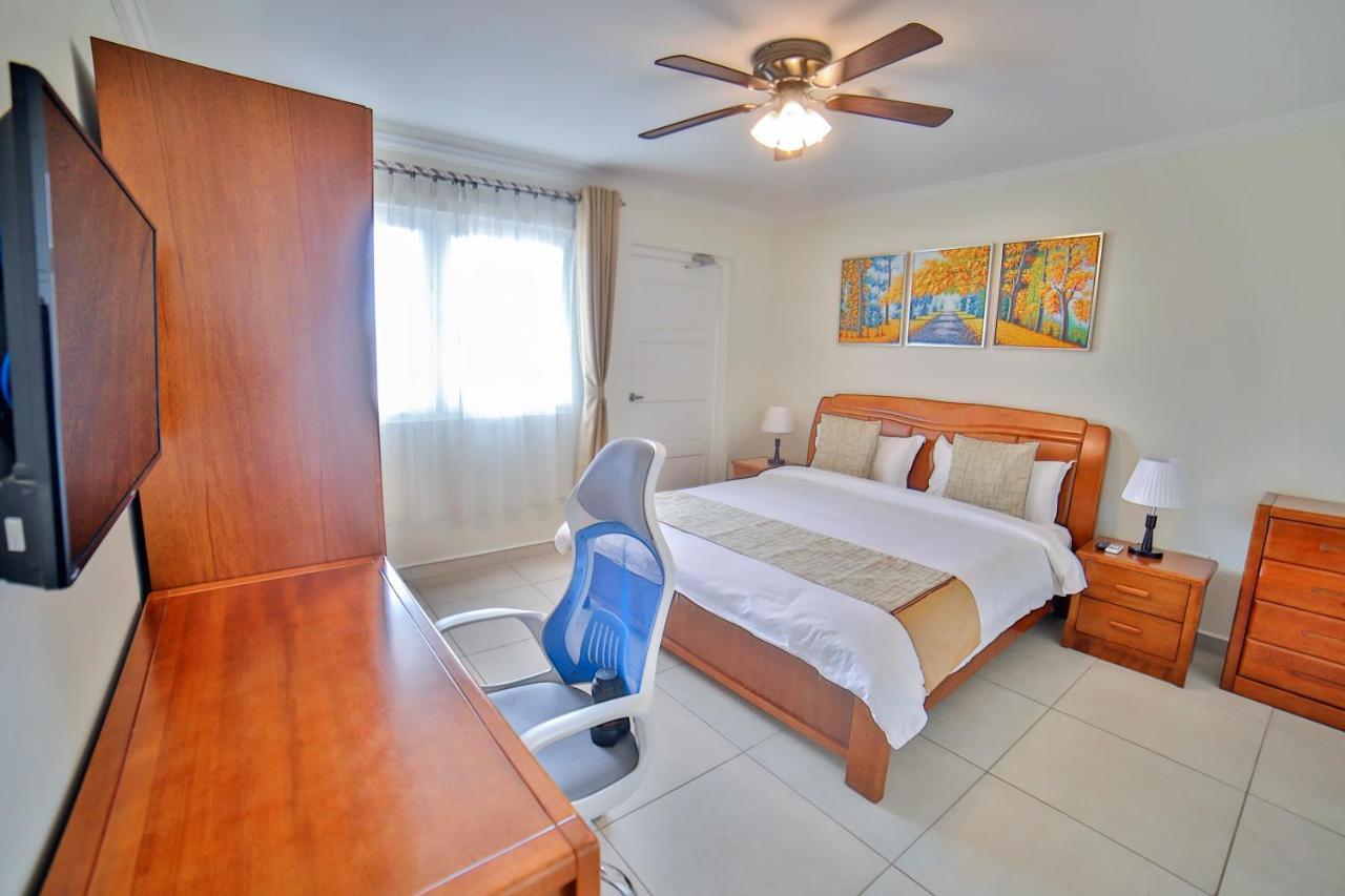 Pearl Aruba Condos Palm Beach Exterior photo
