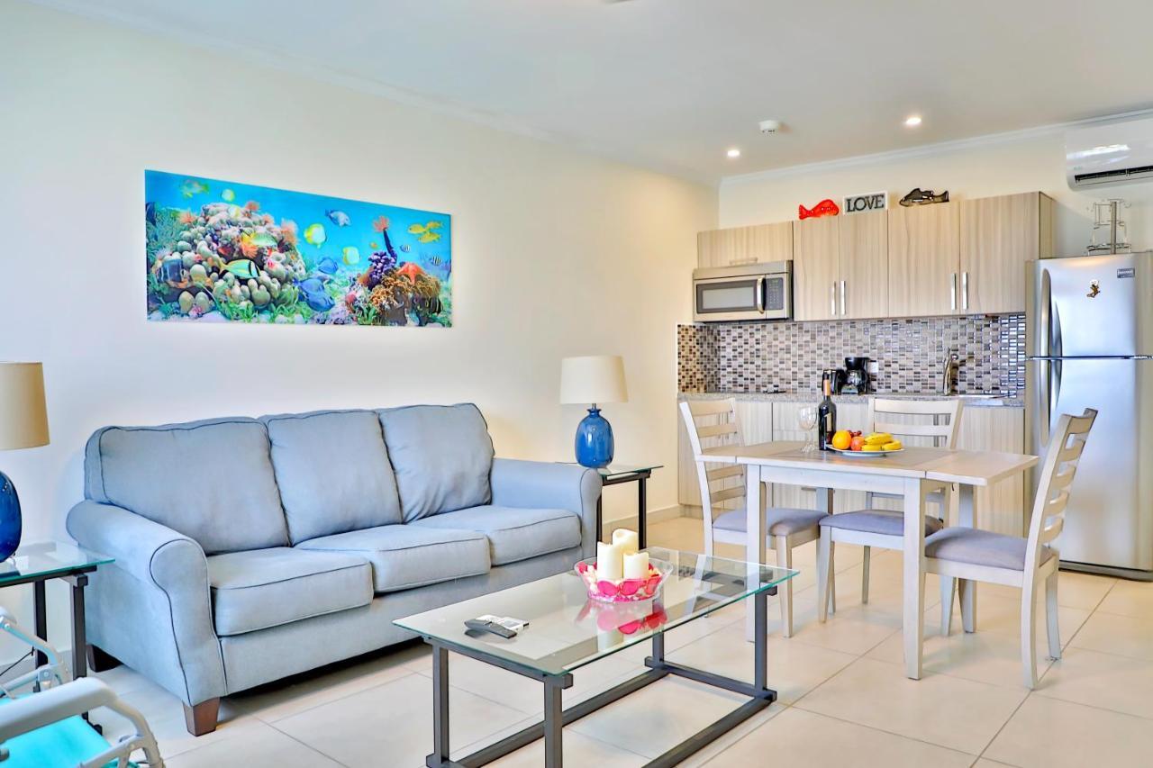Pearl Aruba Condos Palm Beach Exterior photo