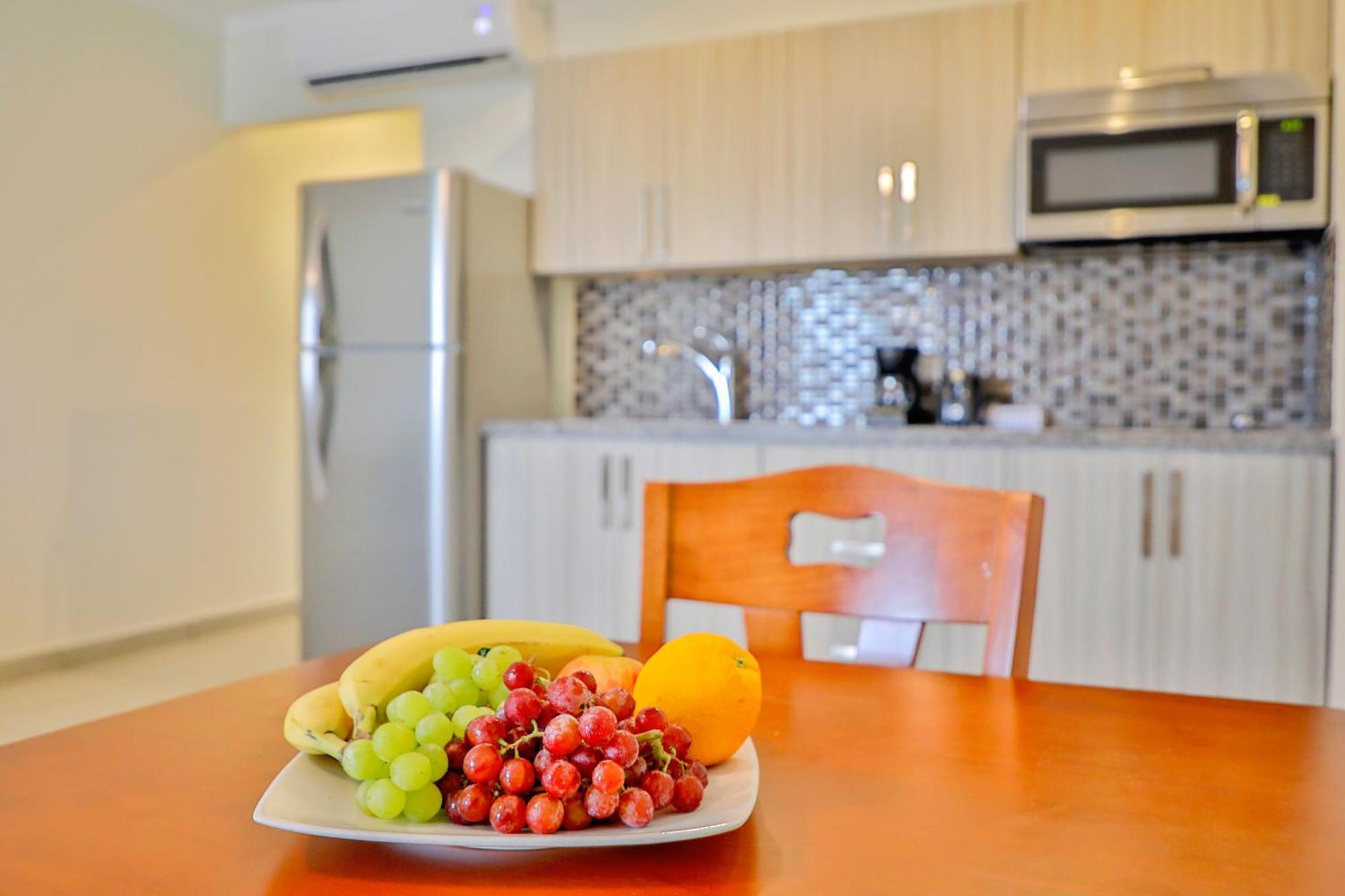 Pearl Aruba Condos Palm Beach Room photo
